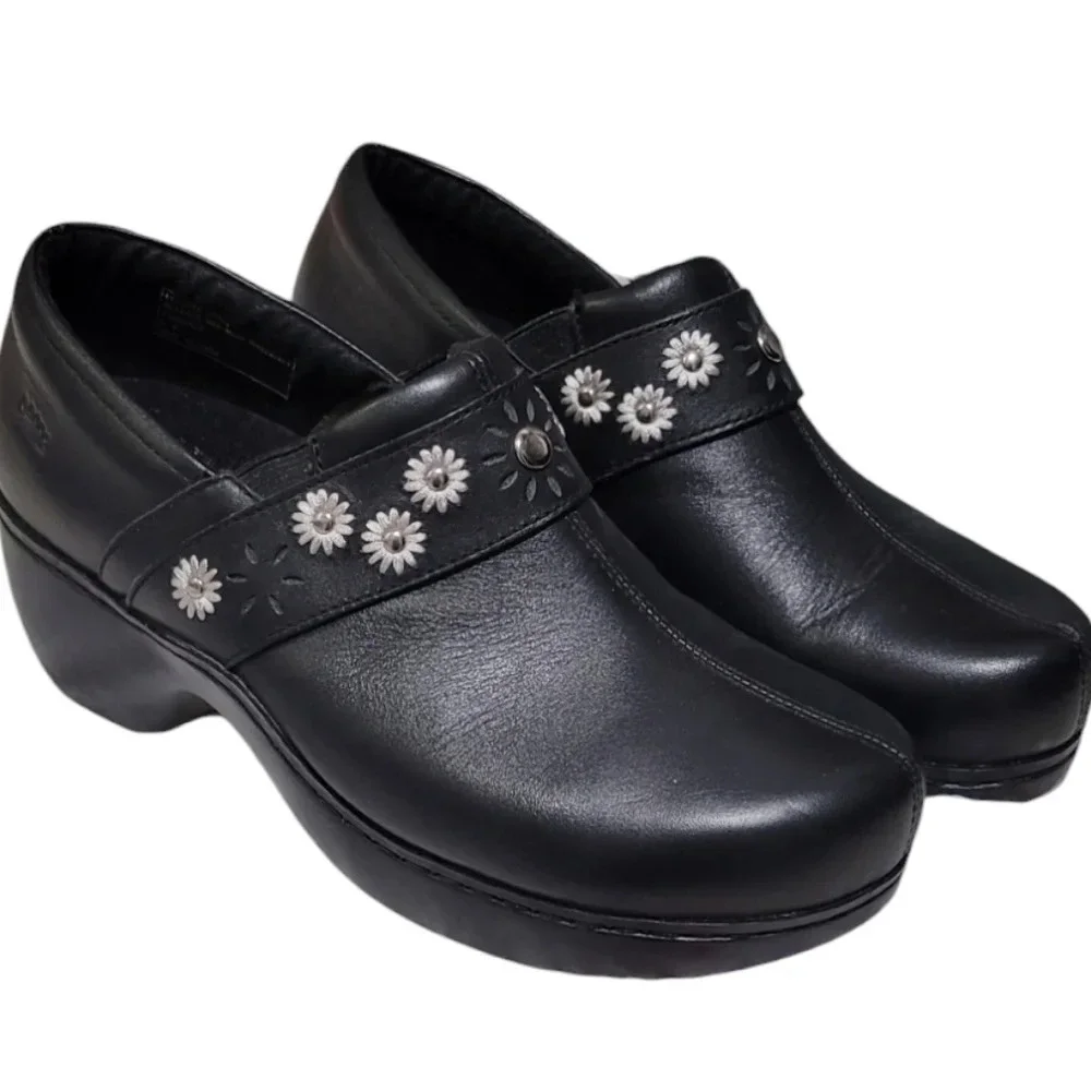 Spring Step Black flower clogs - Picture 1 of 5